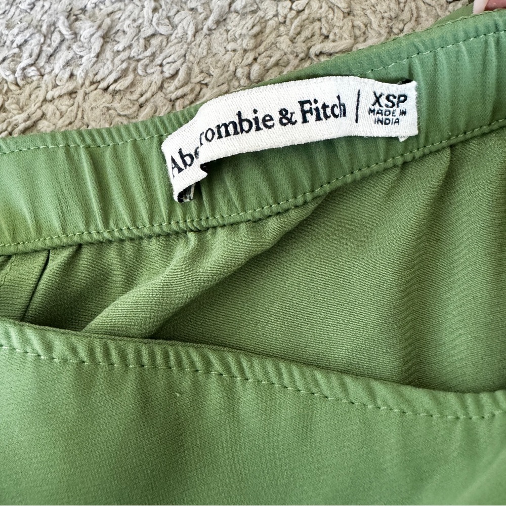 Abercrombie Midi Skirt - Picture 2 of 3